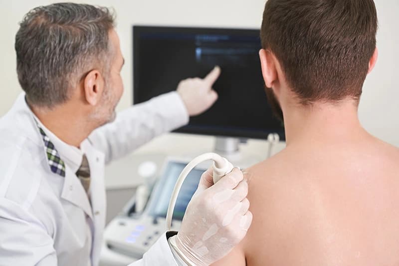 Shoulder Lumps: Causes, symptoms and how an ultrasound can help with diagnosis